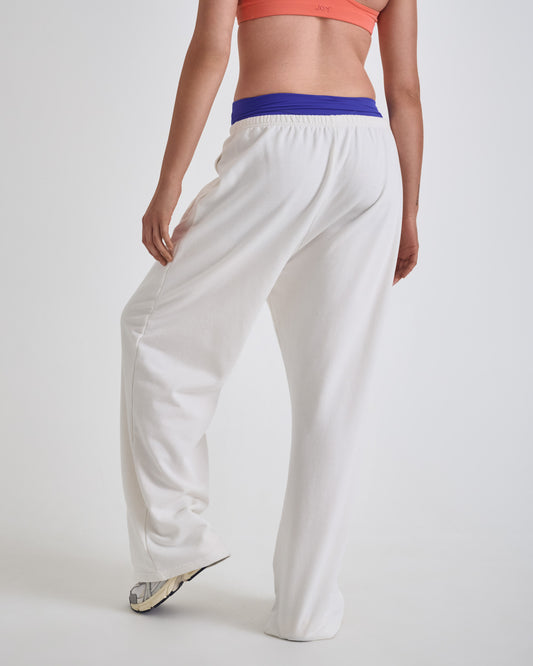 Laeticia porte M